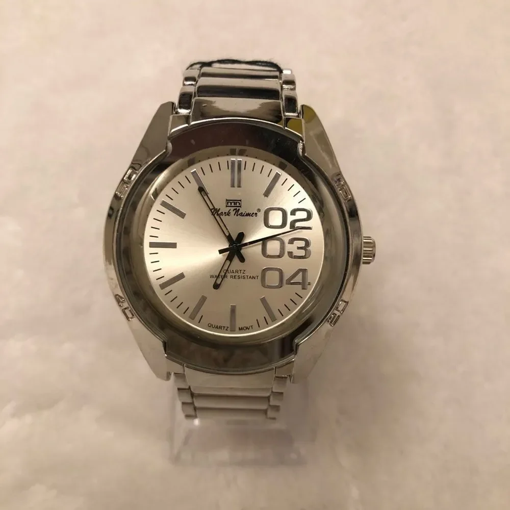 NEW Men’s Silver Tone Bracelet Watch - Picture 1 of 7